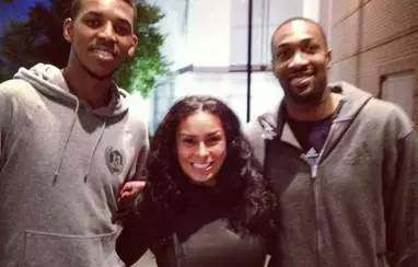 但不让他孤 但不让他孤